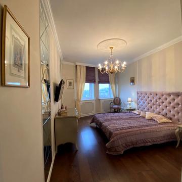 Лесі Українки бульв., 7-Б