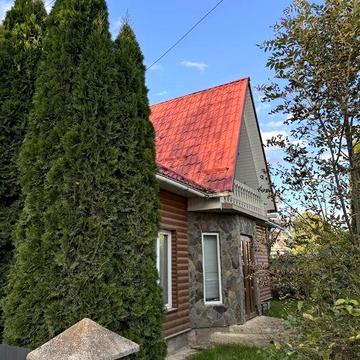 Продається будинок з ділянкою