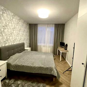 Генуезька вул., 24