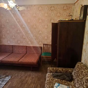 Йорданська вул. (Лайоша Гавро), 4