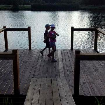 Продам будинок на березі річки в селі  Заньки