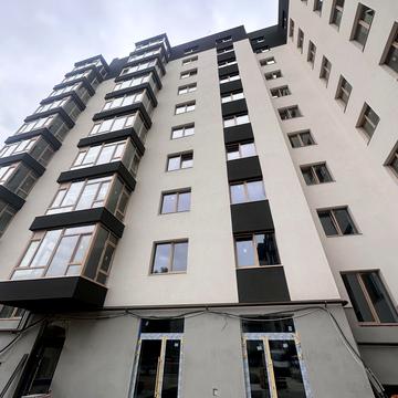Карпатської Січі вул., 4