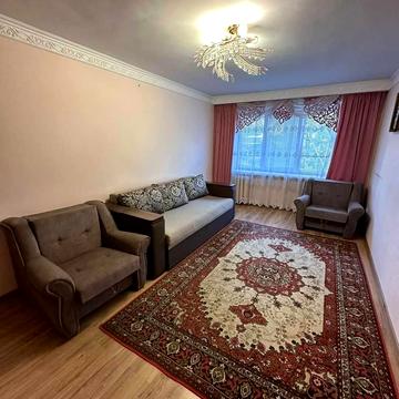 Володимира Великого вул. (Артема), 28