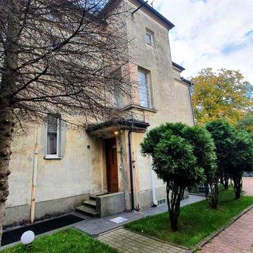 Продаж квартири по вул. Ніщинського поруч з парком Шевченківський гай