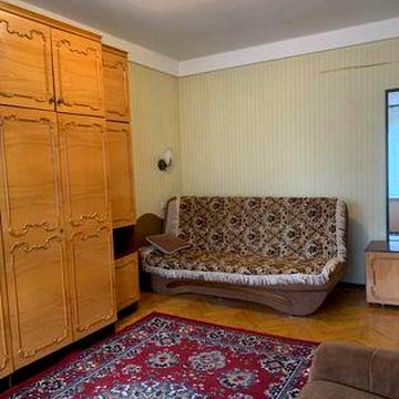 Продам квартиру, 2 кімнати ,метро Дарниця