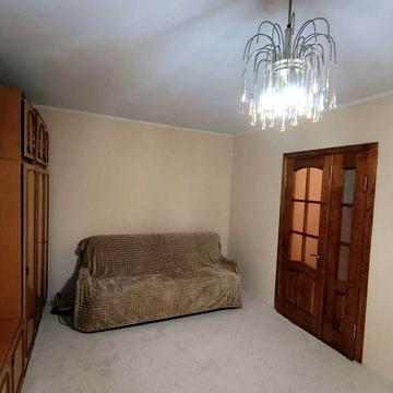 Продам однокімнатну квартиру в гарному стані.