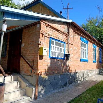 Продається будинок 80 кв.м у м. Лохвиця (земельна ділянка – 0,21 га)