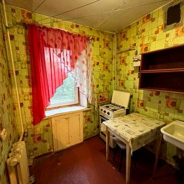 Продаж 1-о кімнатної малогабаритної квартири у районі Мотель !