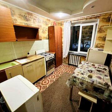 Здам 1к квартиру ( пролспект Університетський)