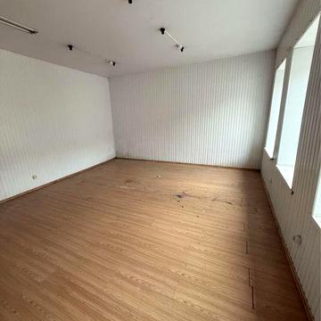 Продам эксклюзивную 4-комн. квартиру на Победе