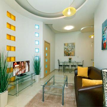 3х кімн квартира біля Арени і Гуліверу