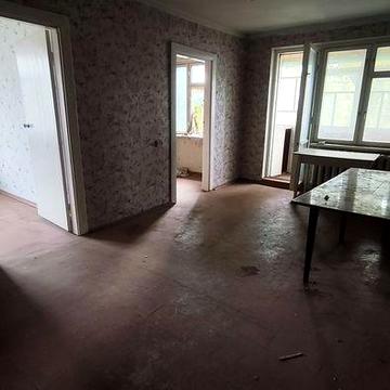 Продам 4-кімнатну квартиру на Ювілейній, біля магазину “Ясень”