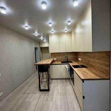 Укомплектована однокімнатна квартира.Балкон!Виїзд на Київ ЖК Молодість