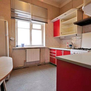 2-кімнатна квартира з індивідуальним опаленням, центр, вул. Я.Мудрого