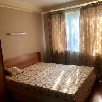 Продаж 2-х кім. квартири Святошинський р-н вул. М.Поповича 8 (Семашко)