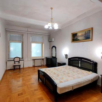 Довгострокова оренда 4к Квартира Лазаря Глоби вулиця