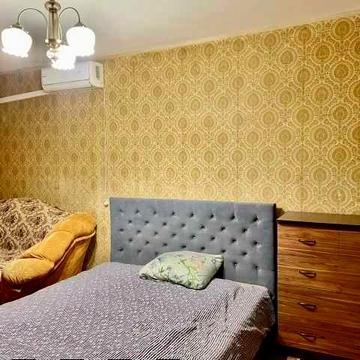 Продам 2 комнатную квартиру на Черемушках