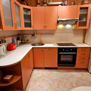 Сдам 2-кімнатну ПОЗНЯКИ! Ахматовоі 35