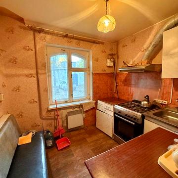 Продам 3х кімнатну з АО у цегляному будинку