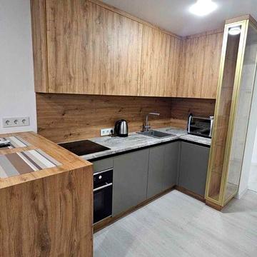 Оренда гарної півторакімнатної квартири в центральній частині міста