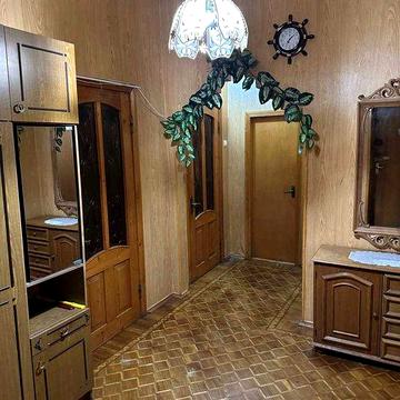 Срочная продажа!Цена снижена!Сталинка 130 м.кв.в Хаджибеевском районе.