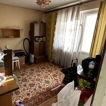 Метро Академмістечко, вулиця Академіка Єфремова 21