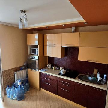 Вишгородська вул., 45Б/1