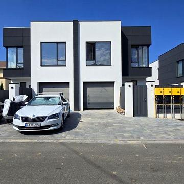 Продаж Будинку | Дуплекса | Залишився 1 з Такою Ціною