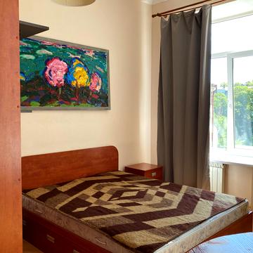 Михайлівська вул., 22-В