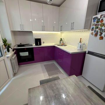 None 48000.0 USD