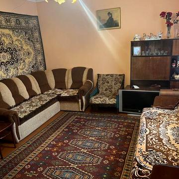 Здається квартира на довгий