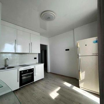 Сдам 1 ком кв с евроремонтом на Шота Руставели/Скворцова