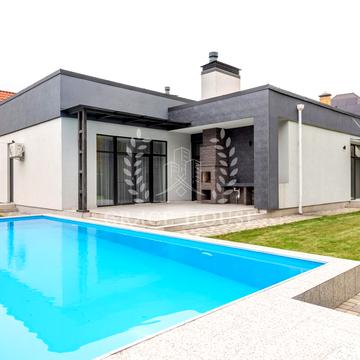 Лісова вул.