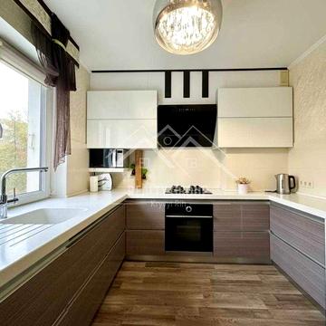 Продаж 3к квартири з автономним опаленням на Сонячному