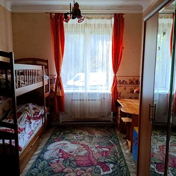 Волинська вул., 17/28