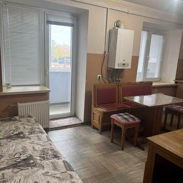 Здається квартира на Роменській
