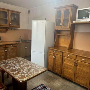 Здається квартира на Роменській