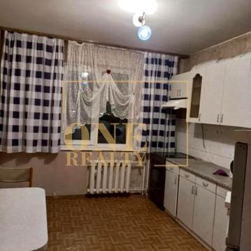 Драгоманова вул., 14