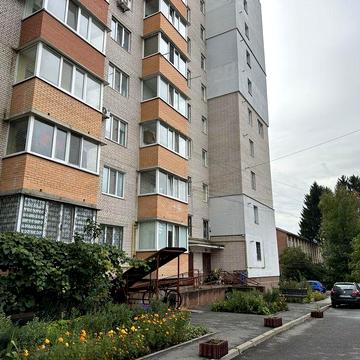 Продаж термінов 1кк квартири в центрі Вишеньки Автон опал Закртий двір