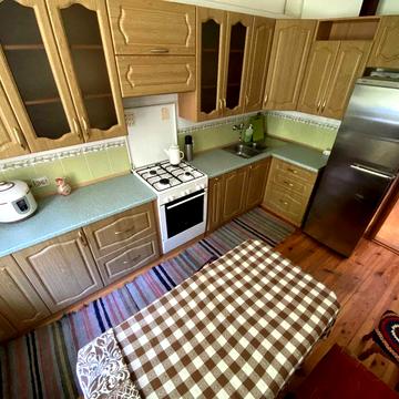 Здам сучасний будинок під Хмельницьким довгостроково