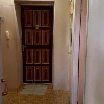 Продається двокімнатна квартира в м.Кременчук.