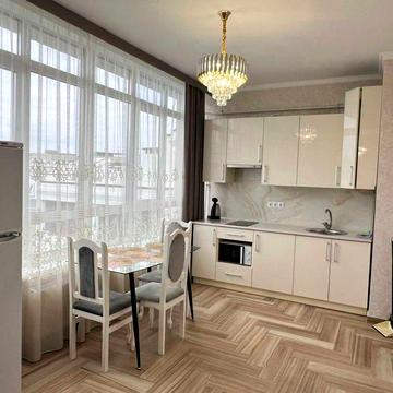 Видова 2-кімнатна квартира з ремонтом у ЖК «Гарант Сіті» ЖК «Гарант Сіті»