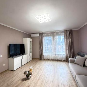 Знижена ціна! Квартира в центрі Клубне містечко 12