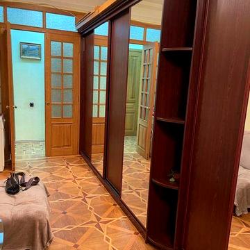 Сдам 3х квартиру на длительный срок метро Научная