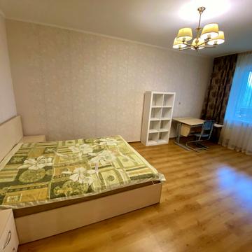 Бориса Гмирі вул., 13