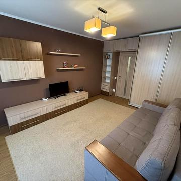 Геннадія Біліченка вул. (Петровського), 35