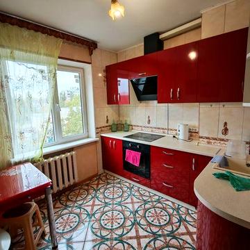 2к квартира на махачкалинской/школа 17 и 22
