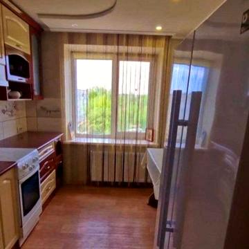 Продам гарну  4 кім.квартиру  в Дергачах  по вул.Садовій, Є-Сертифікат