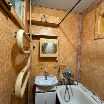 Продам 2х комнатную квартиру ул. Новоорловская, 2.