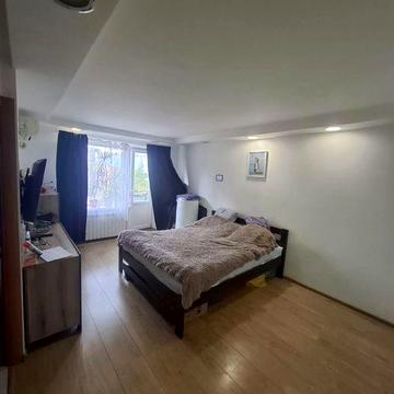 Продам! 1 комнатную квартиру с ремонтом, 3/9 эт.